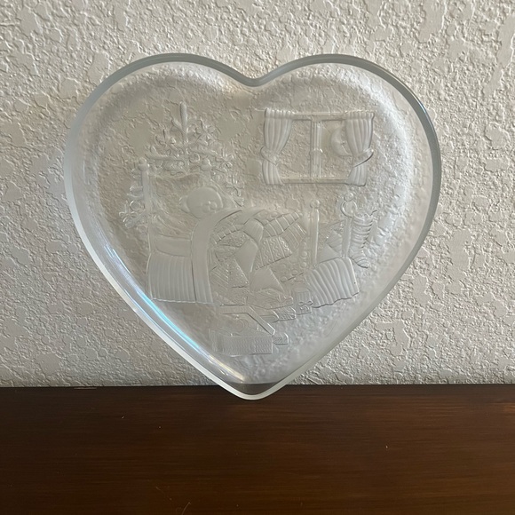 Heart Shaped Christmas Serving Plate - Picture 2 of 2